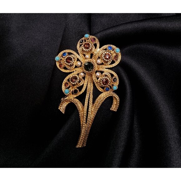 Vintage 1950s-1960s Sphinx Gold Tone Flower Brooch - Picture 2 of 5